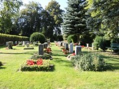 Grabbepflanzung Friedhof