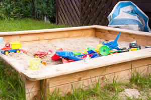 Sandkasten aus Holz Sandkasten aus Holz